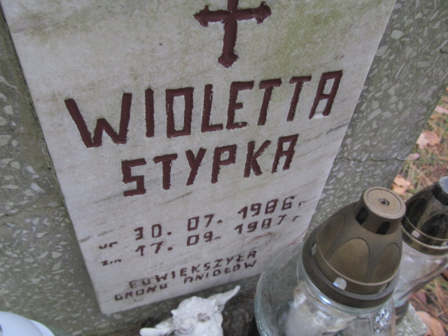 Wioletta Stypka 1986 Opole-Półwieś - Grobonet - Wyszukiwarka osób pochowanych