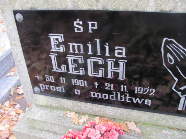 Emilia Lech 1901 Opole-Półwieś - Grobonet - Wyszukiwarka osób pochowanych