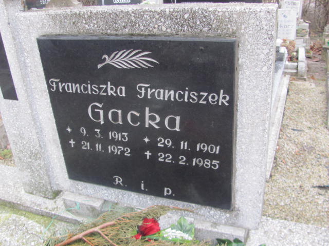 Franciszka GACKA 1913 Opole-Półwieś - Grobonet - Wyszukiwarka osób pochowanych